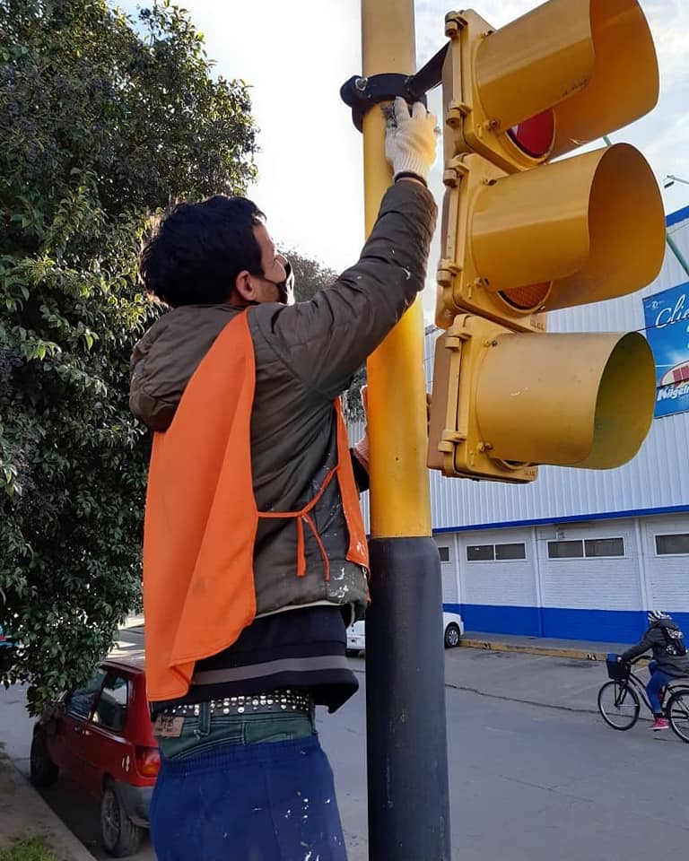 Mantenimiento de semáforos y cordones